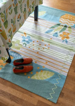 Mattor-Gudrun Sjödén Broderad matta "Flower bed" i ekologisk bomull Celadon