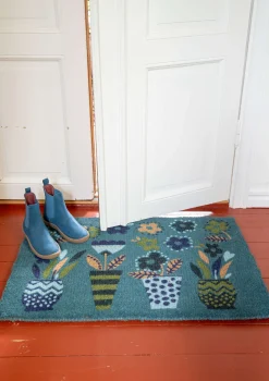 Mattor-Gudrun Sjödén Dörrmatta "Flower pots" i kokosfiber Aquagrön