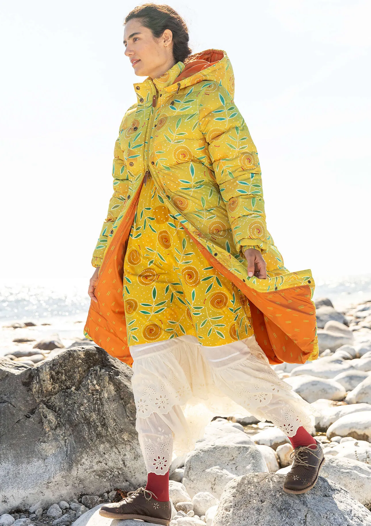 Kappor & Jackor-Gudrun Sjödén Dunkappa "Bhumika" återvunnen polyester/dun Ananas