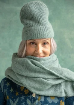 Accessoarer-Gudrun Sjödén Mössa i alpackamix Malört