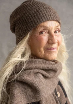 Accessoarer-Gudrun Sjödén Mössa i alpackamix Potatis/melange