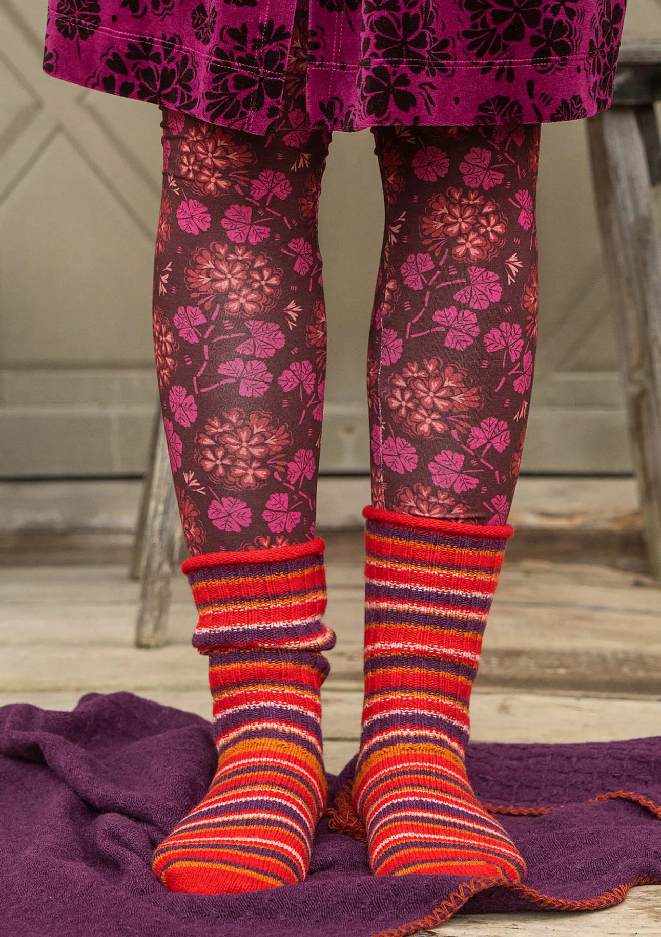 Accessoarer-Gudrun Sjödén Raggsocka i lammull/återvunnen ull Tomat
