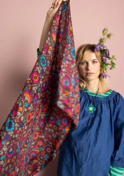 Accessoarer-Gudrun Sjödén Sjal "Rupangi" i siden Aubergine