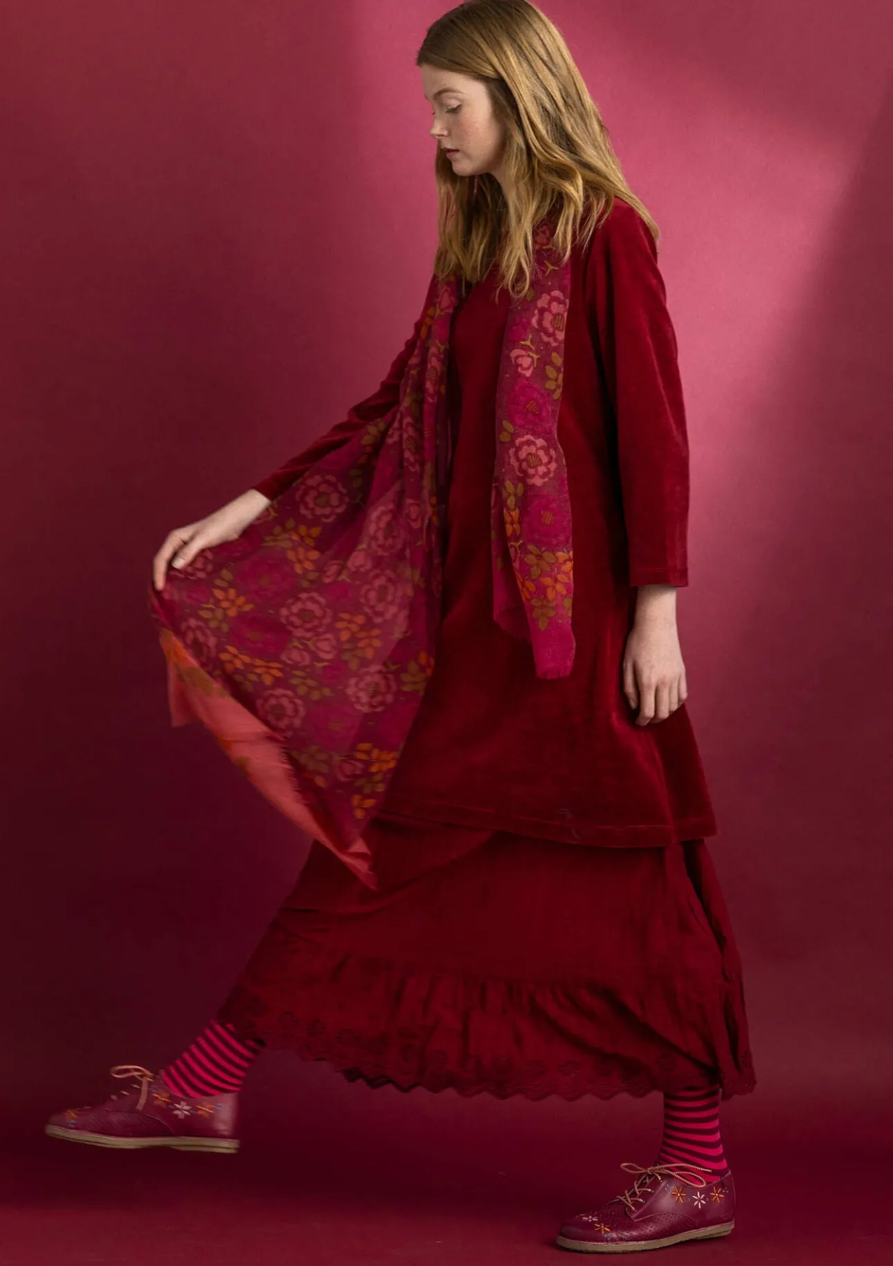 Tunikor-Gudrun Sjödén Velourtunika i ekologisk bomull/återvunnen polyester Granatäpple