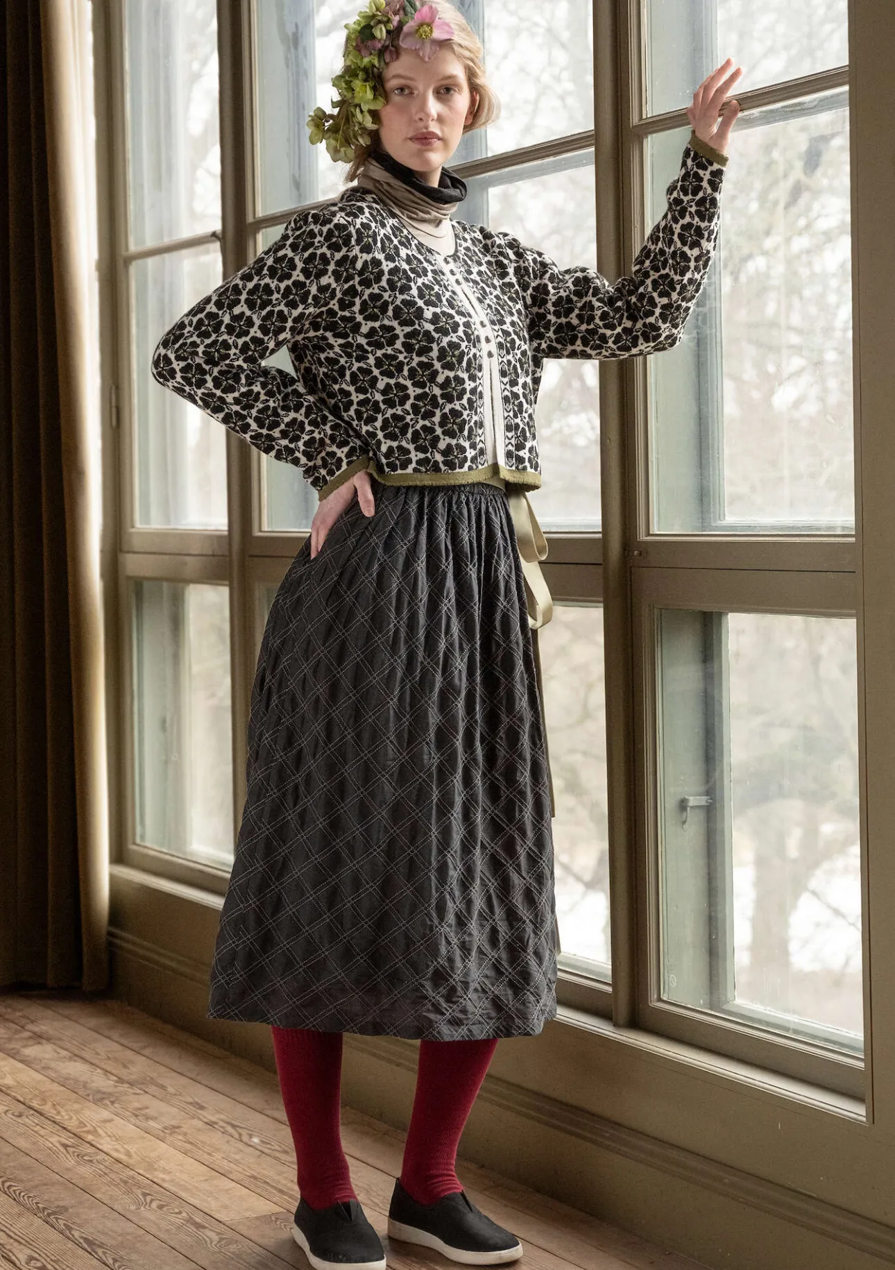 Kjolar-Gudrun Sjödén Vävd kjol "Helga" i ekologisk bomull Mörkaskgrå